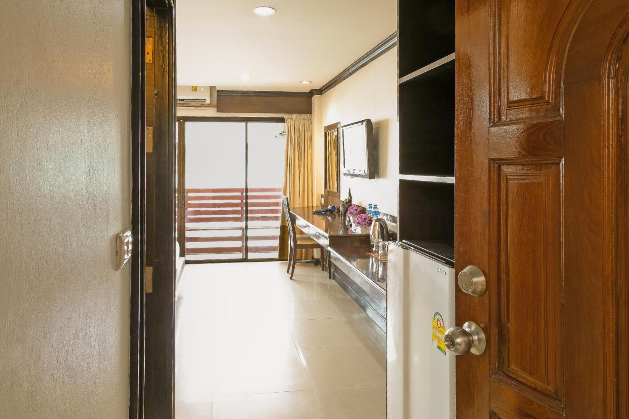 Best Venue Hotel Patong ภายนอก รูปภาพ